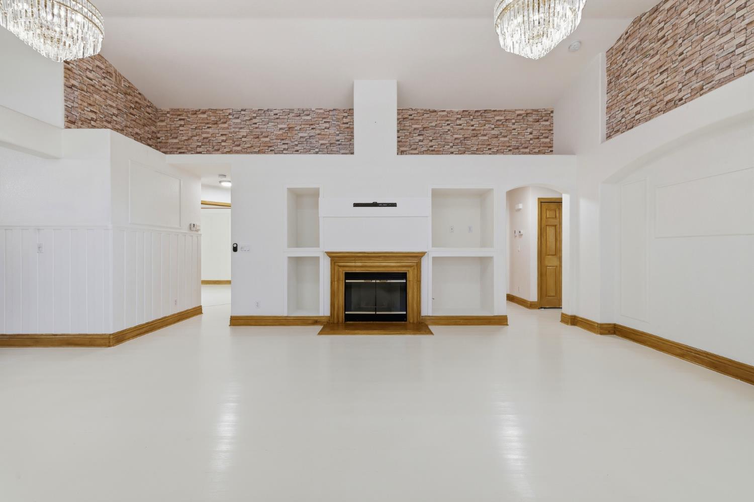 4763 Morgan Oak Court
