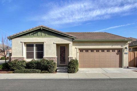 4570 Paso Centro Lane, Sacramento, CA 95834 - MLS#: 225004884