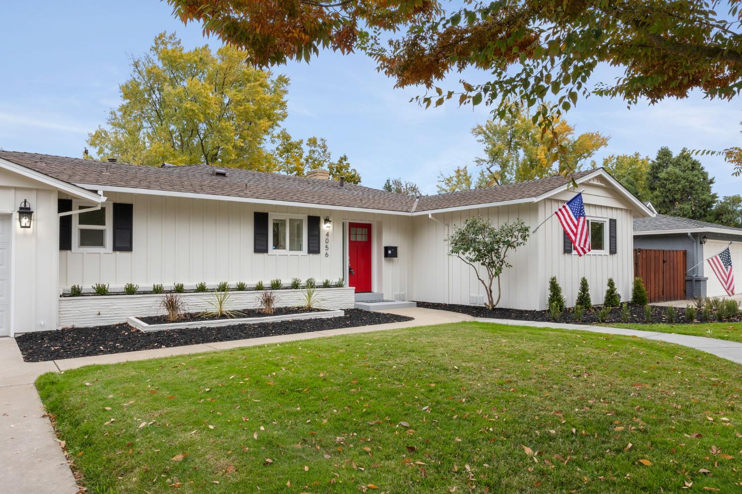 4056 Esperanza Drive