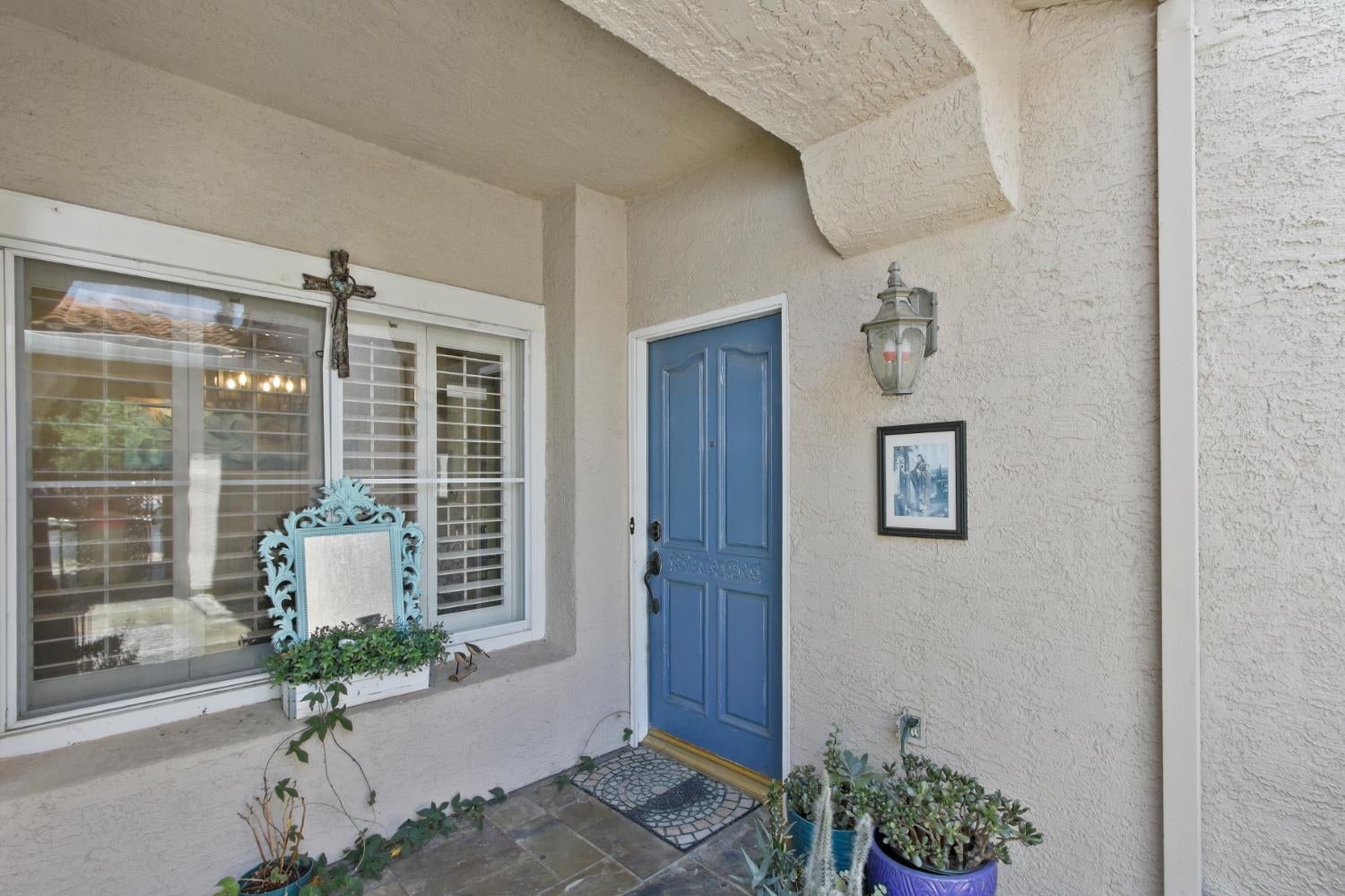 5403 San Carlos Way