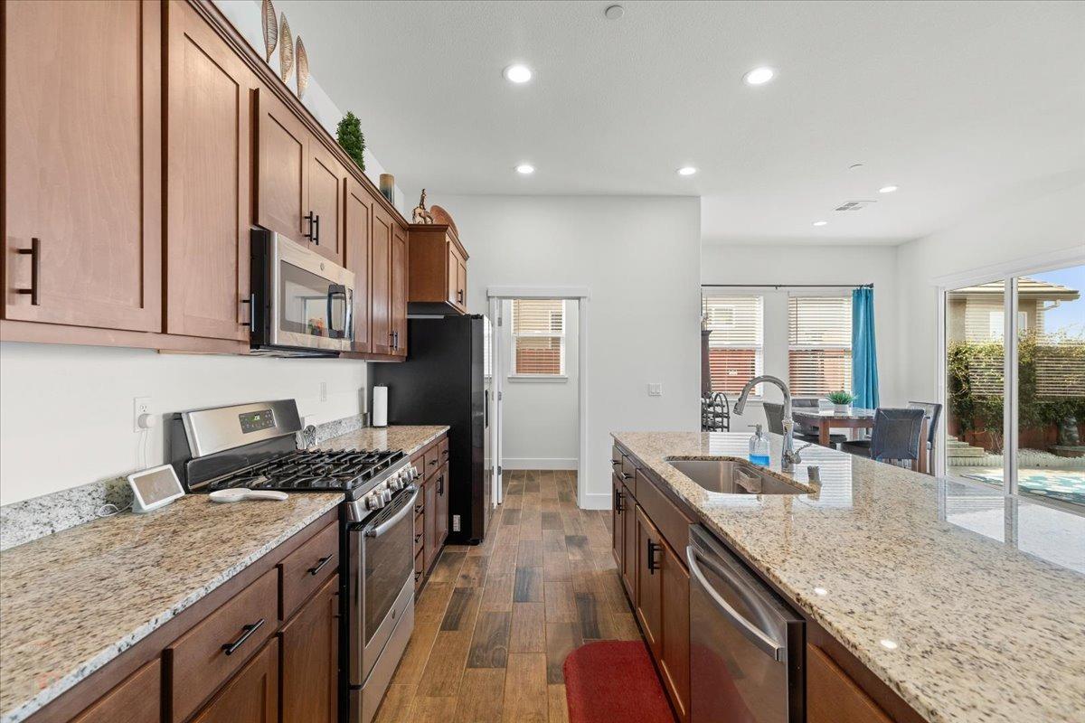 Los Banos, California 93635, United States, 3 Bedrooms Bedrooms, ,2 BathroomsBathrooms,Residential,Active,93799