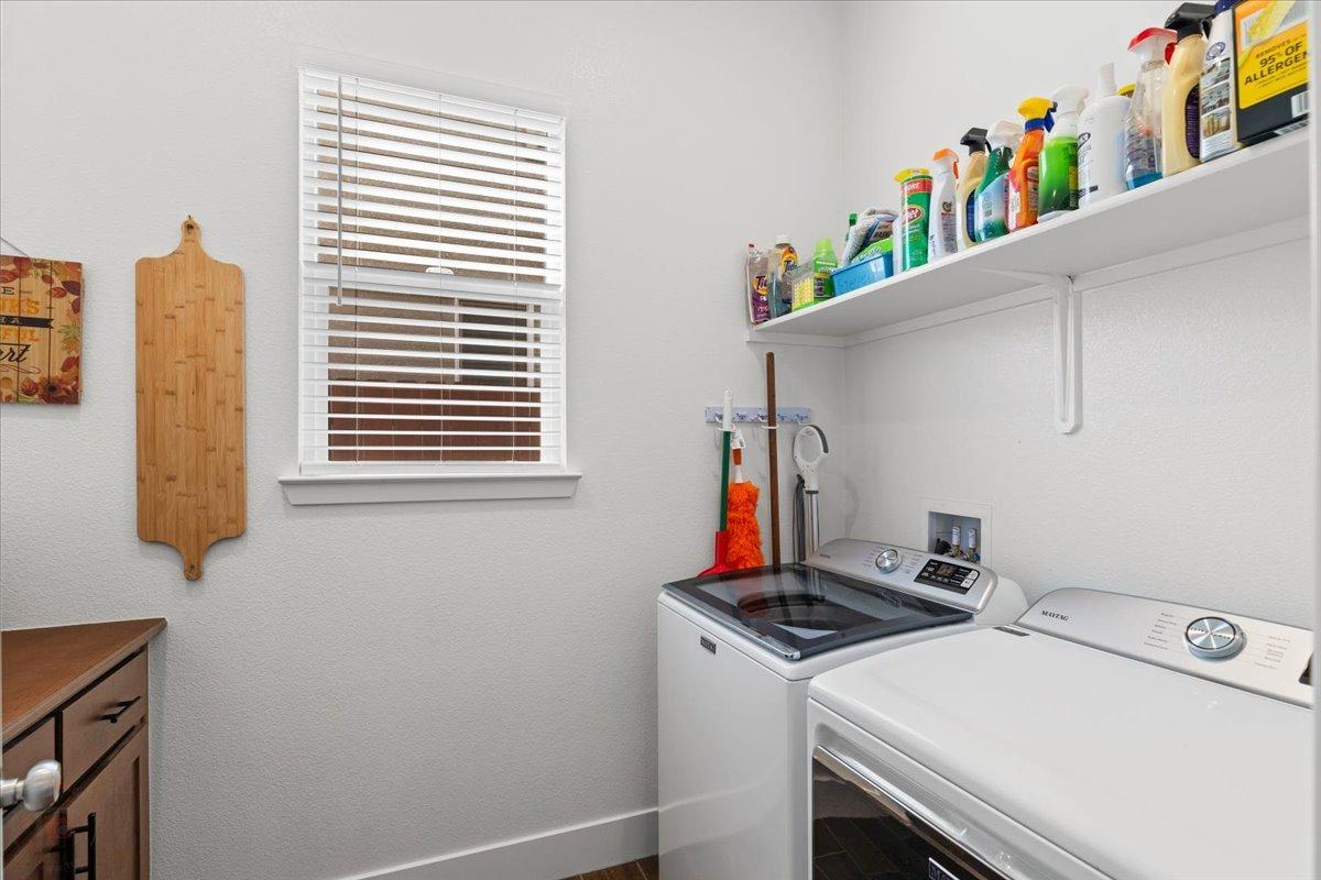 Los Banos, California 93635, United States, 3 Bedrooms Bedrooms, ,2 BathroomsBathrooms,Residential,Active,93799