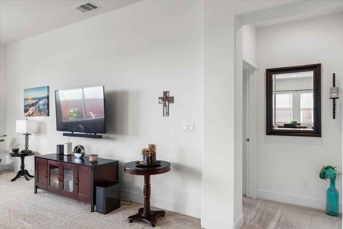 Los Banos, California 93635, United States, 3 Bedrooms Bedrooms, ,2 BathroomsBathrooms,Residential,Active,93799