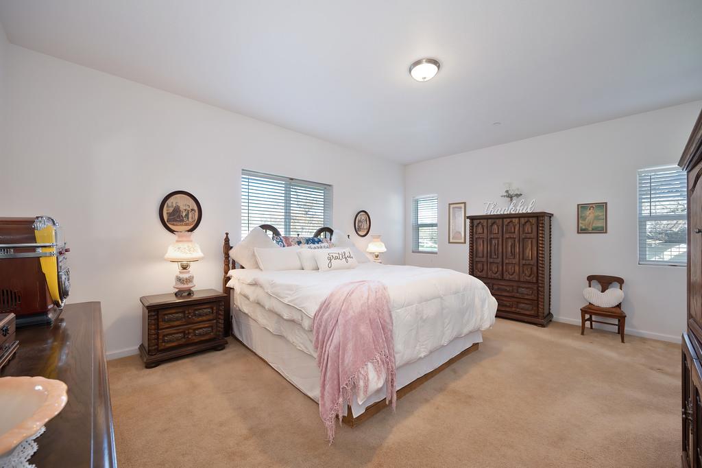 1800 Silverado Drive