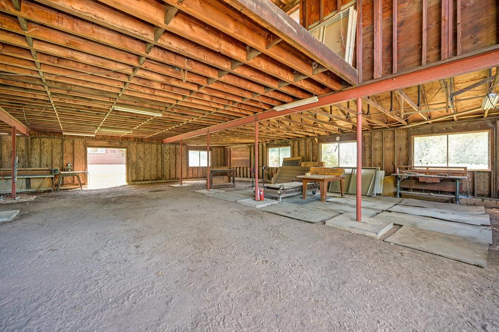 1800 Silverado Drive