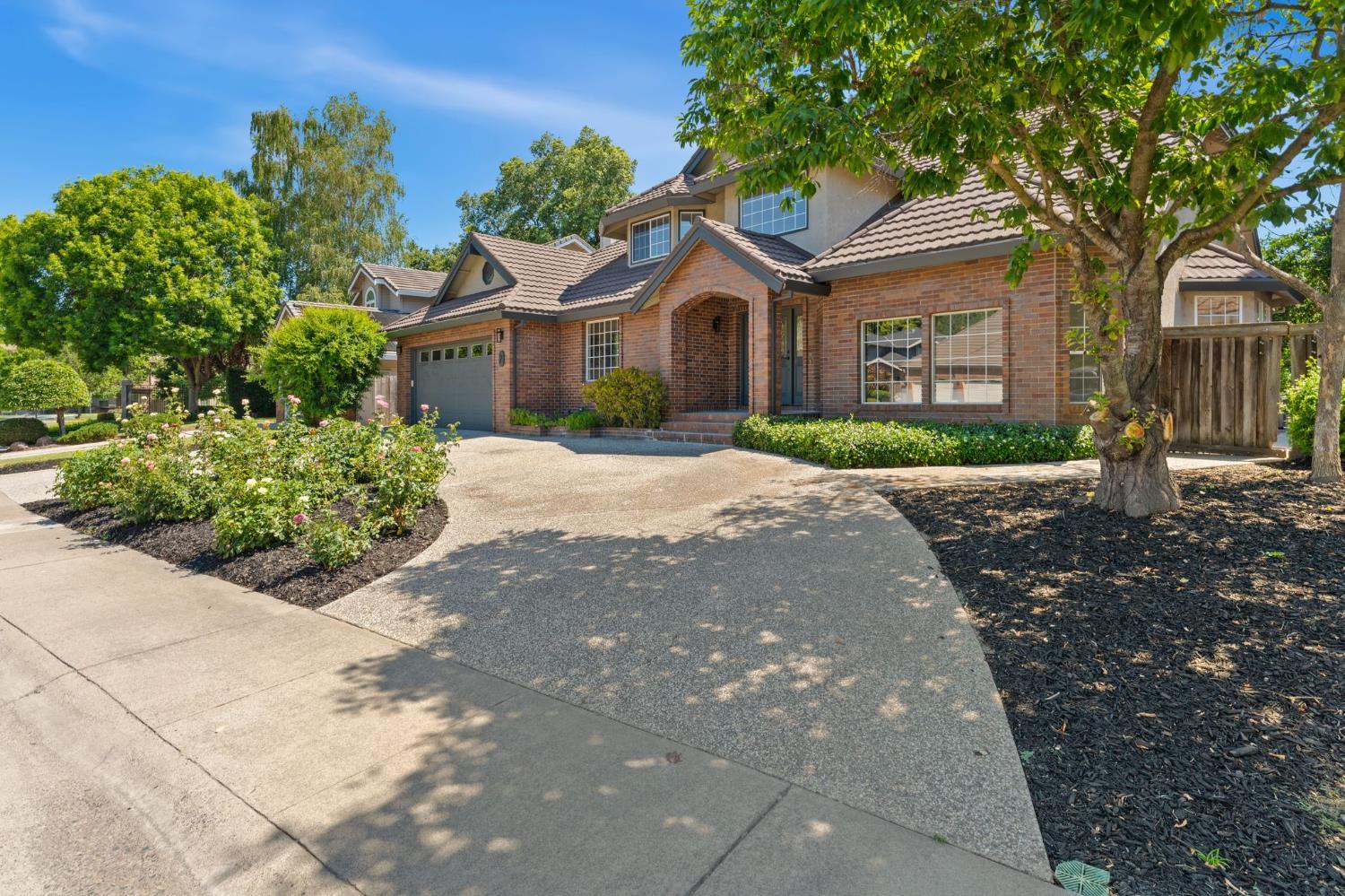 7 Chicory Bend Court