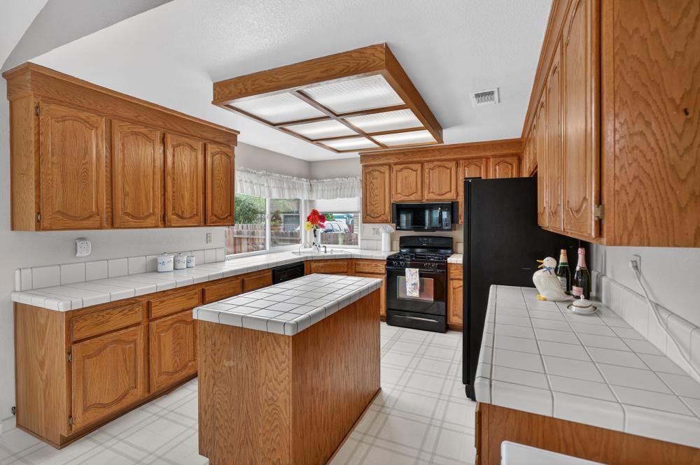 9083 Fanega Court