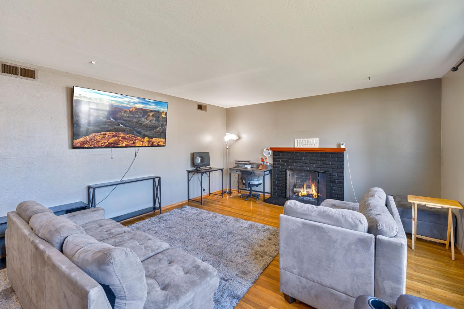 5205 Ethel Way