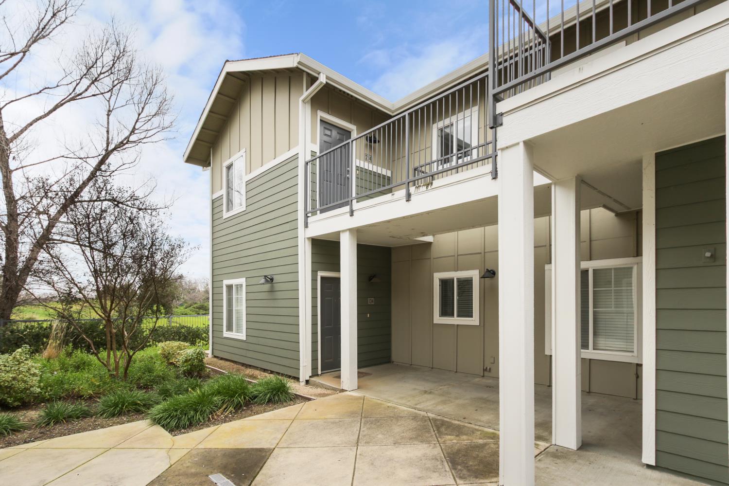 1818 Moore Boulevard 234