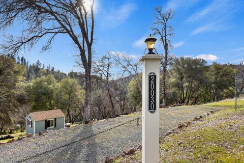 MLS: 225026087
