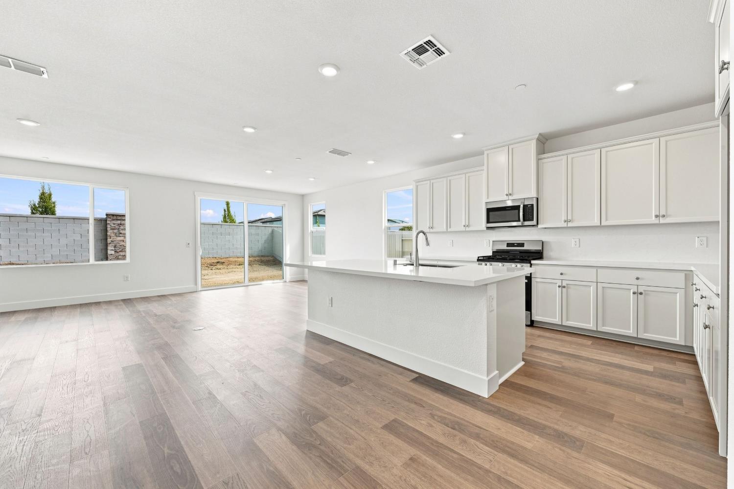 1433 Marmo Circle