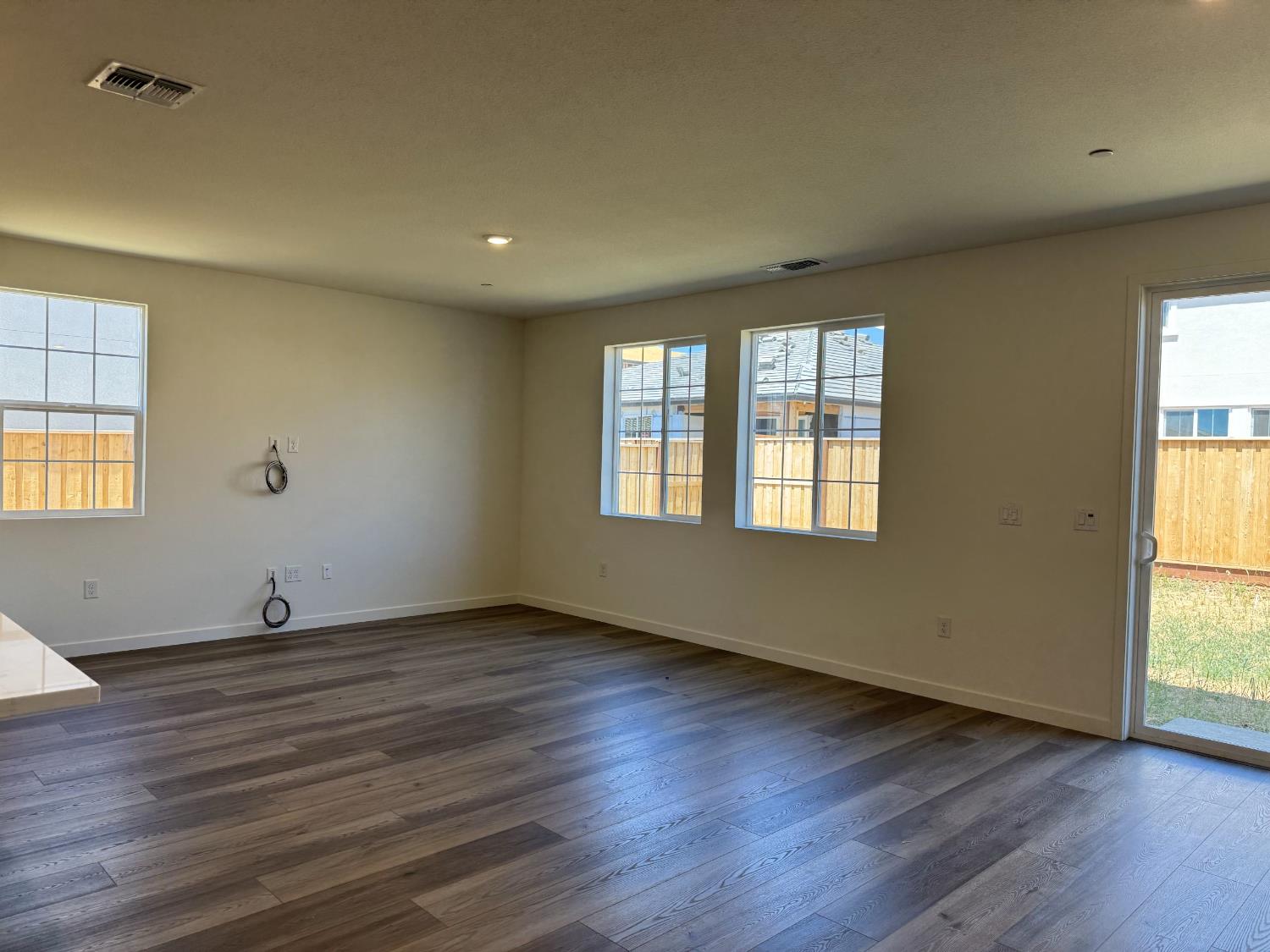 8528 Kissa Circle