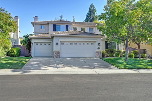 1949 TYNDRUM LN, FOLSOM, CA 95630 - Image aba4dcdaa989936e98ac52b4d5a51e7e/2105235813