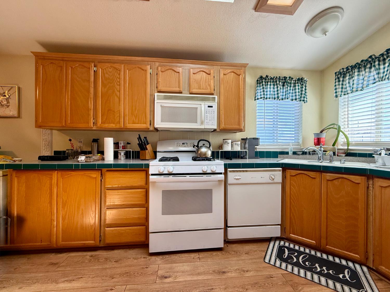 1399 Sacramento Avenue 129