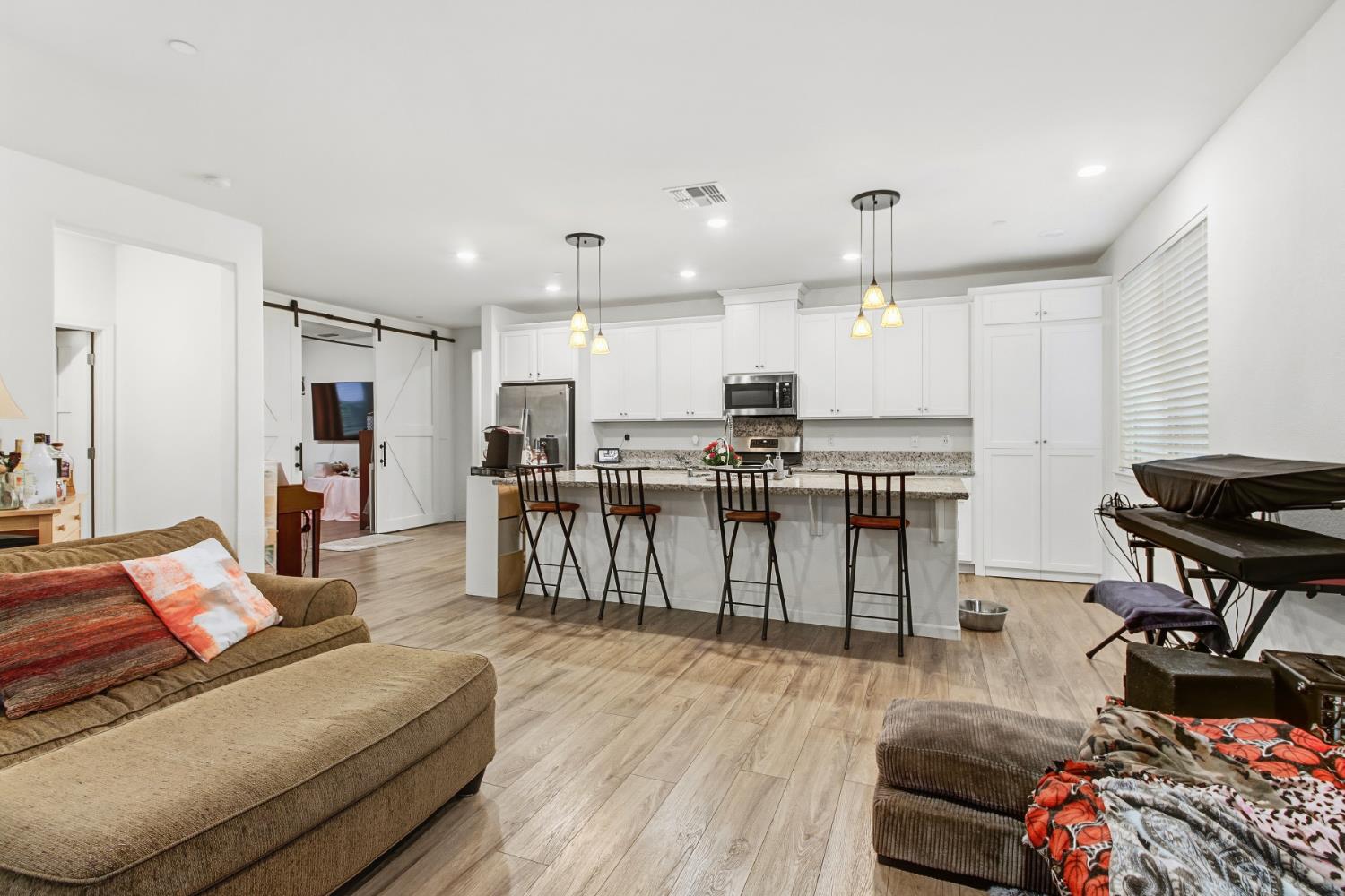 7595 Blue Bell Circle