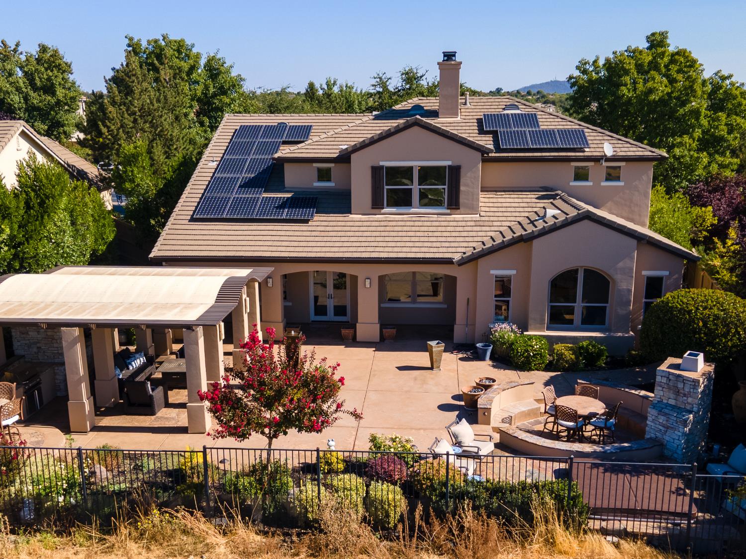 El Dorado Hills, California 95762, United States, 4 Bedrooms Bedrooms, ,4 BathroomsBathrooms,Residential,Active,212337