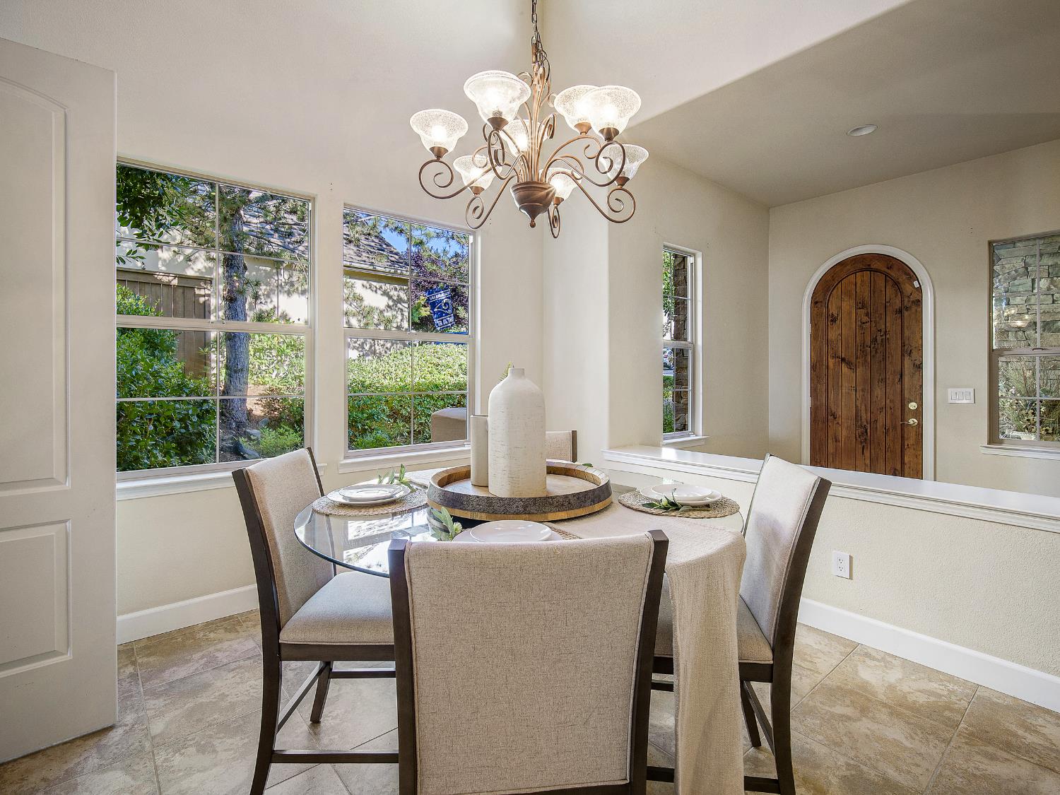 El Dorado Hills, California 95762, United States, 4 Bedrooms Bedrooms, ,4 BathroomsBathrooms,Residential,Active,212337