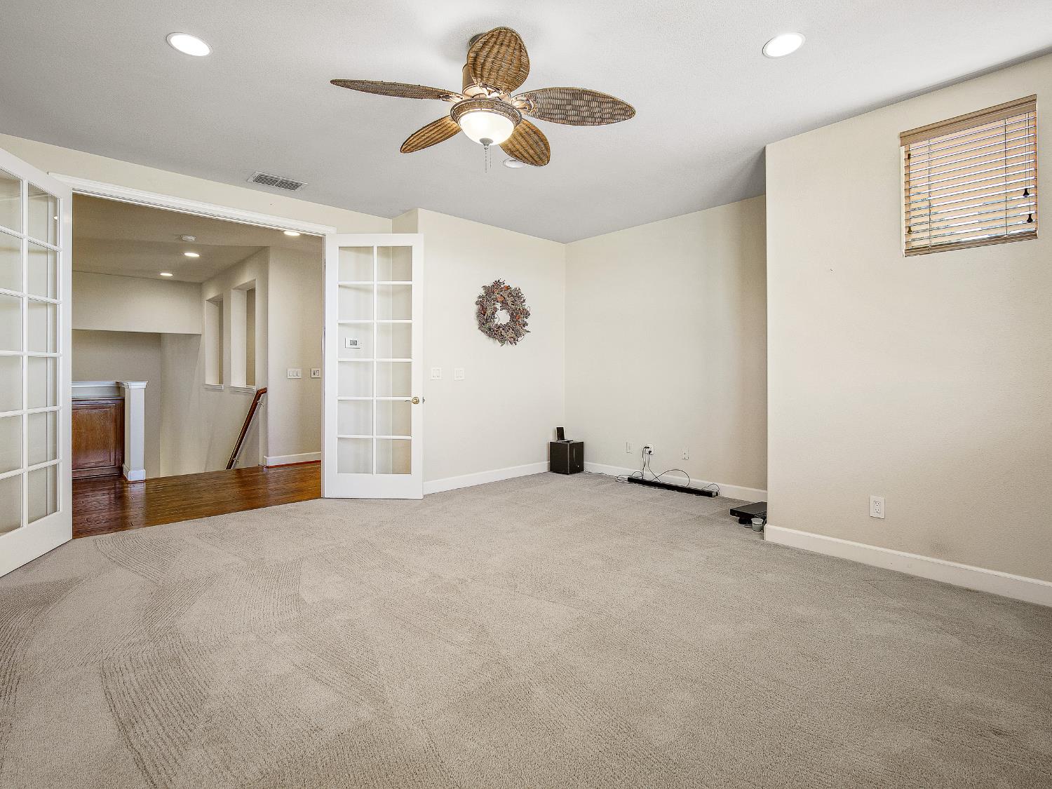 El Dorado Hills, California 95762, United States, 4 Bedrooms Bedrooms, ,4 BathroomsBathrooms,Residential,Active,212337