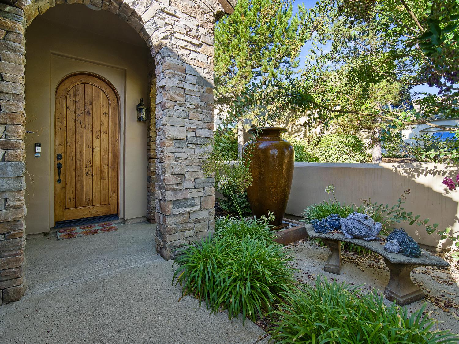 El Dorado Hills, California 95762, United States, 4 Bedrooms Bedrooms, ,4 BathroomsBathrooms,Residential,Active,212337