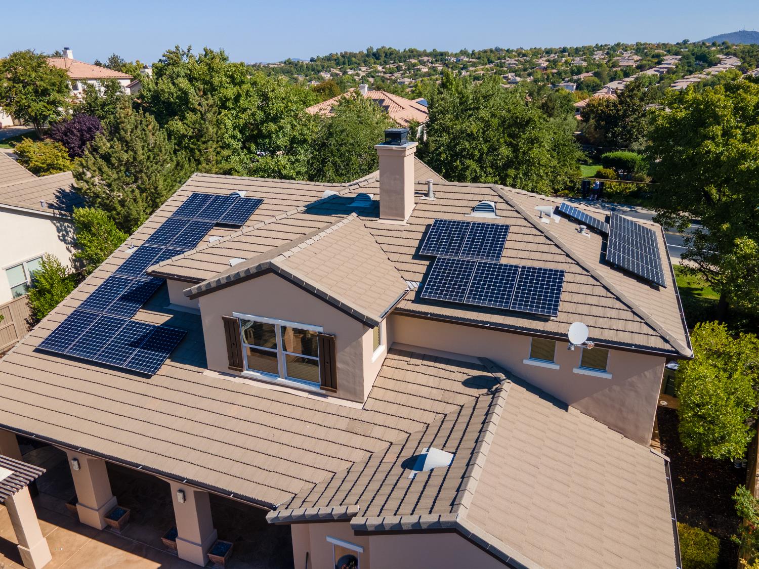 El Dorado Hills, California 95762, United States, 4 Bedrooms Bedrooms, ,4 BathroomsBathrooms,Residential,Active,212337