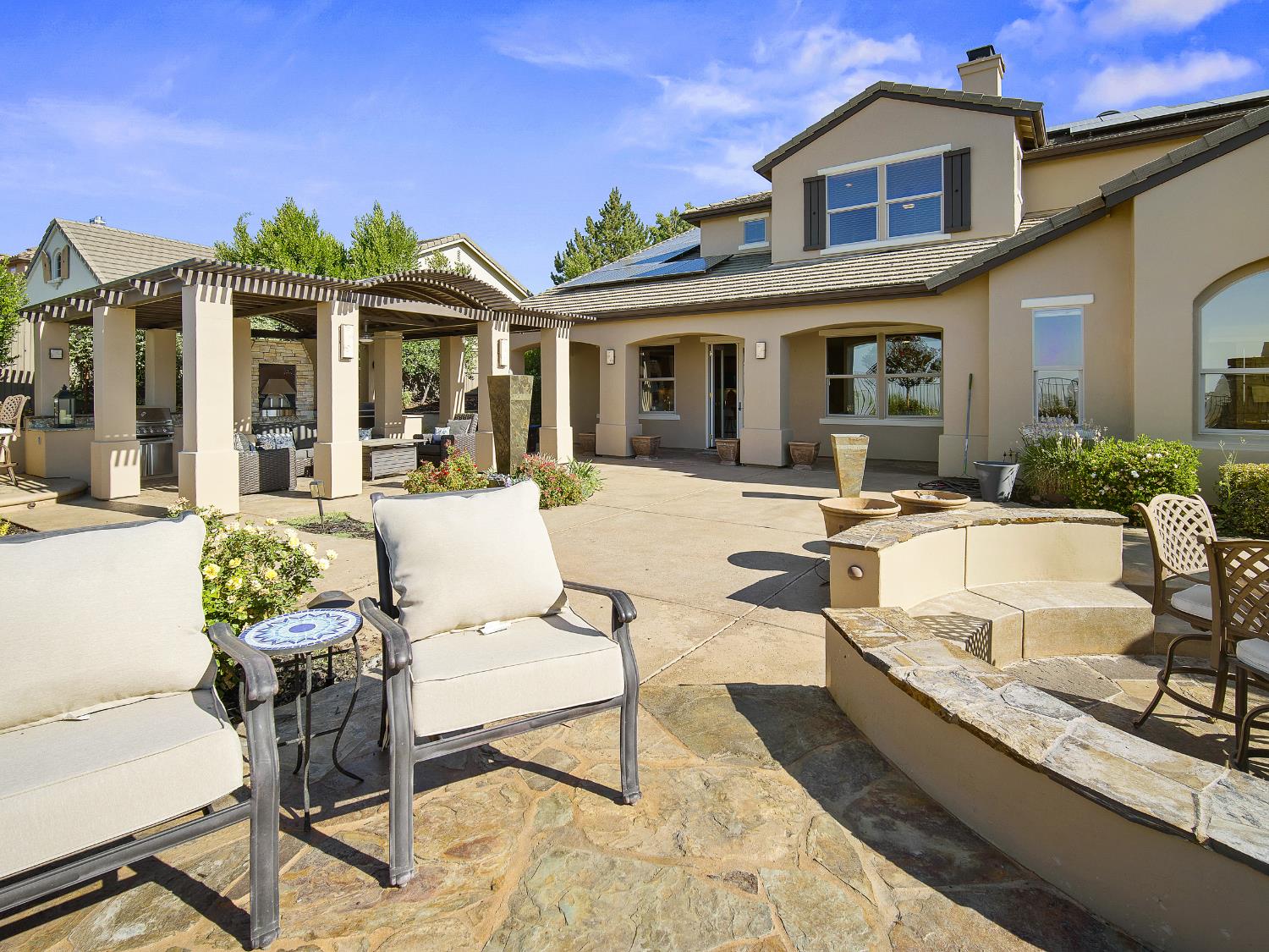 El Dorado Hills, California 95762, United States, 4 Bedrooms Bedrooms, ,4 BathroomsBathrooms,Residential,Active,212337