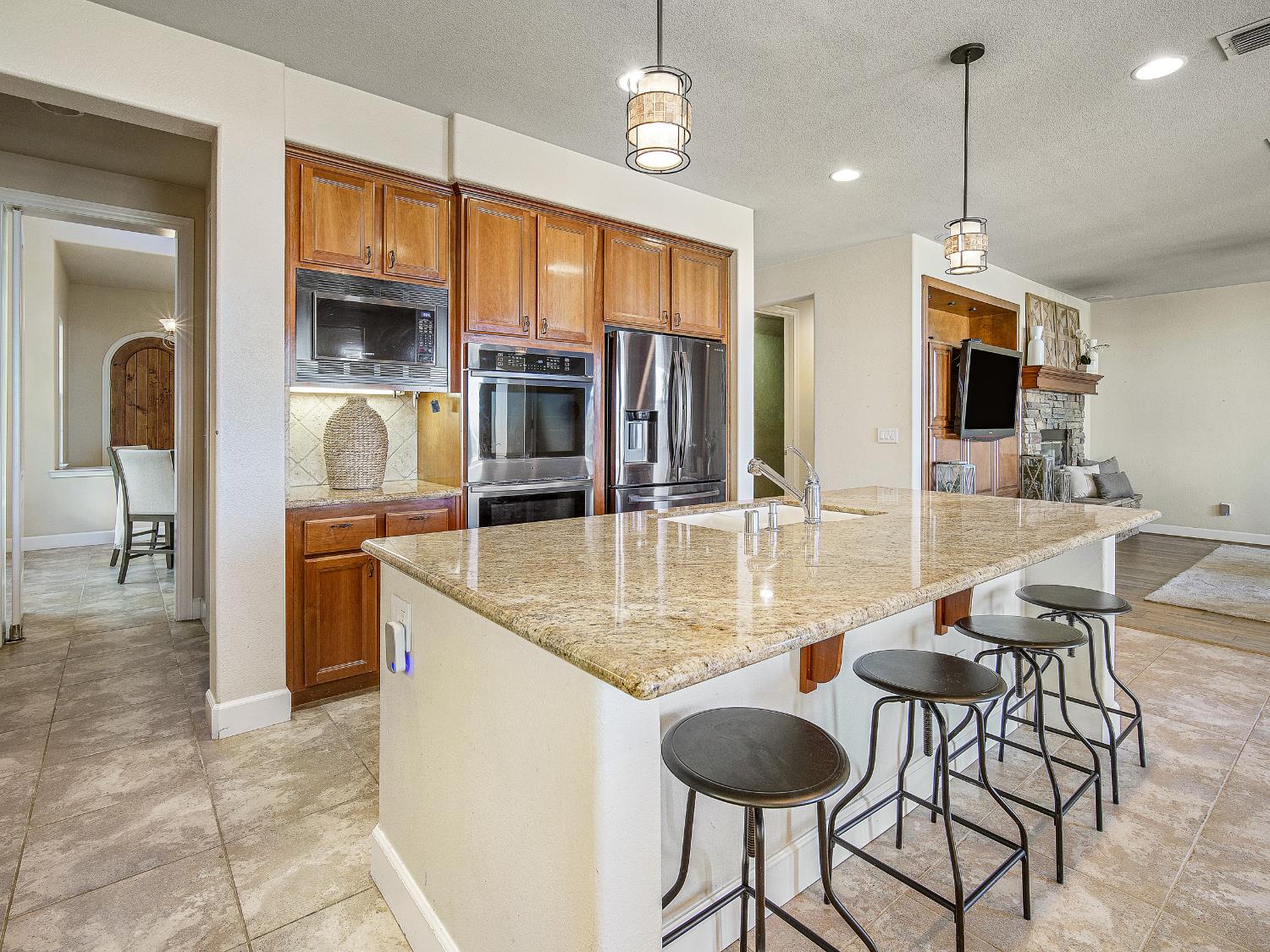 El Dorado Hills, California 95762, United States, 4 Bedrooms Bedrooms, ,4 BathroomsBathrooms,Residential,Active,212337