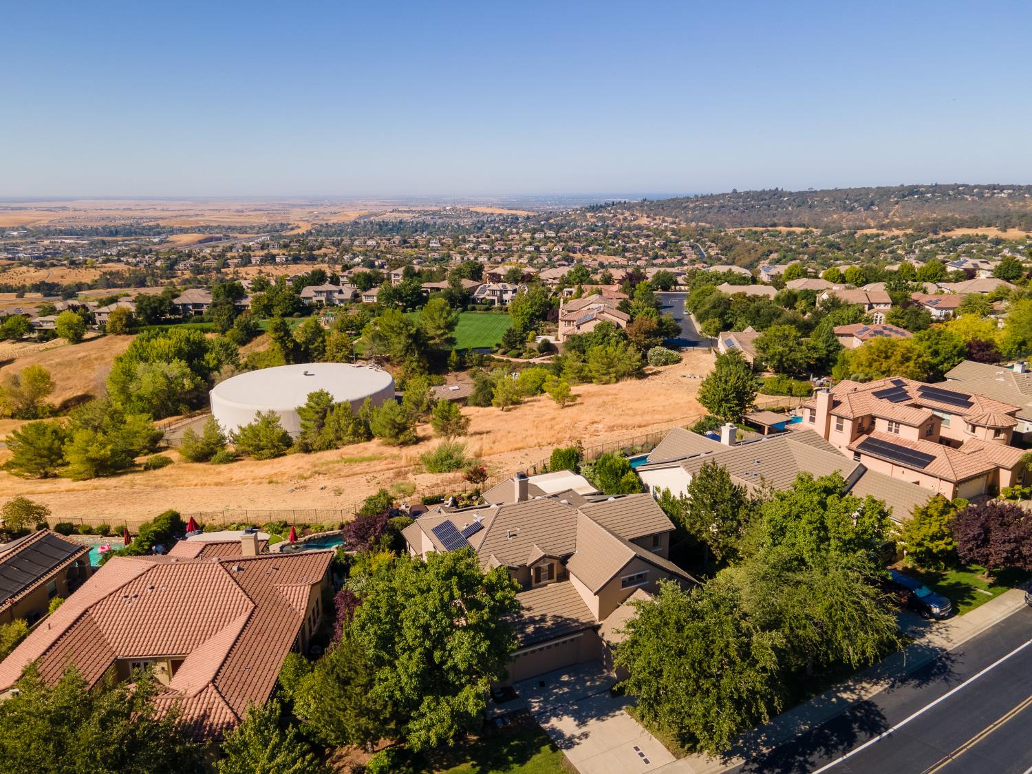 El Dorado Hills, California 95762, United States, 4 Bedrooms Bedrooms, ,4 BathroomsBathrooms,Residential,Active,212337