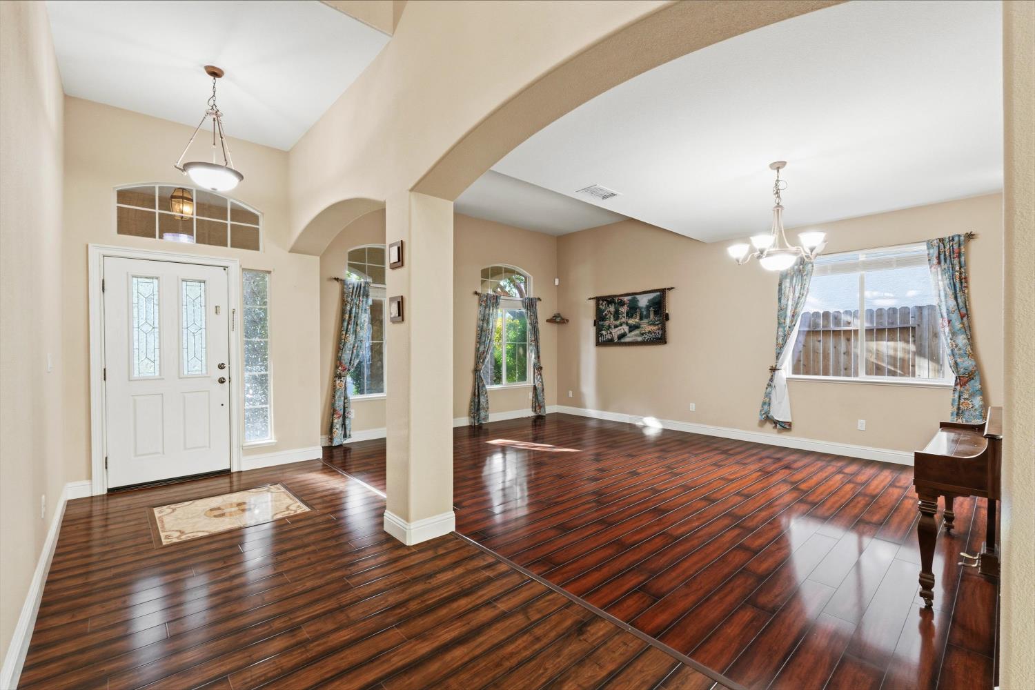 1766 Barossa Way