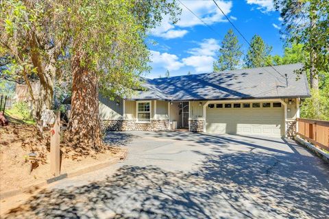 12857 Mueller Drive Groveland CA 95321