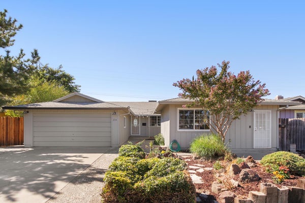216 SAN LUIS ST, WOODLAND, CA 95695 - Image ac1e094fff9be83c8d5a8169a76ad338/3704836710