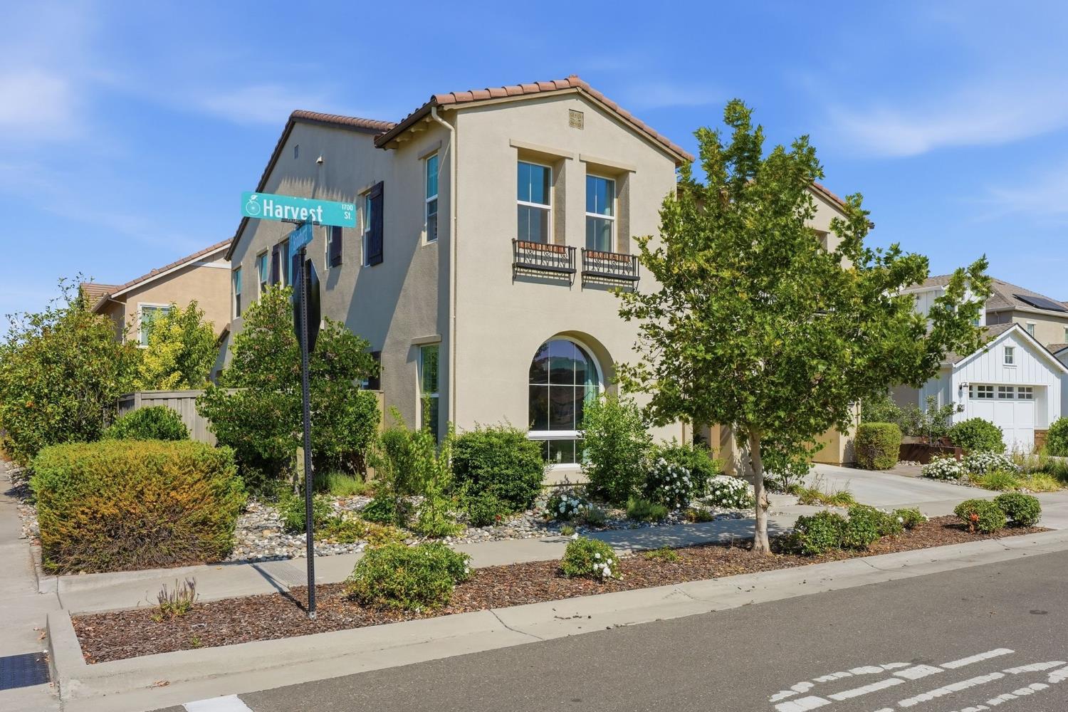 1730 Harvest Street