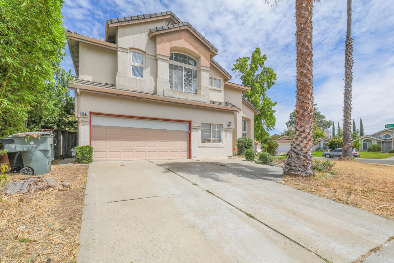 6937 Hollybrook Drive