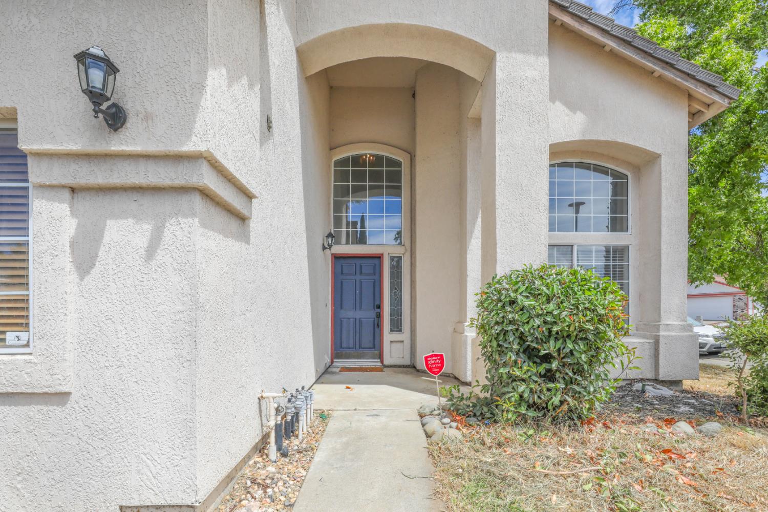 6937 Hollybrook Drive