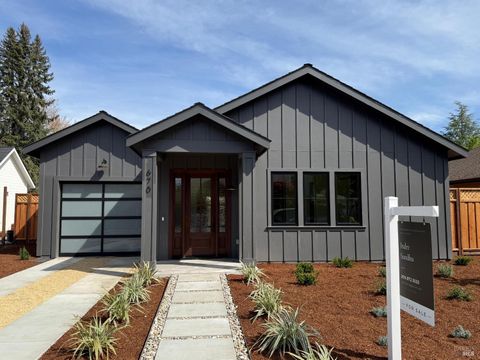 670 Oak Lane Sonoma CA 95476