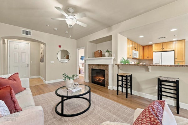 1501 SECRET RAVINE PKWY UNIT 617, ROSEVILLE, CA 95661 - Image ac5dc18e5f8ec520e9f6c9557e4e0877/2095312479