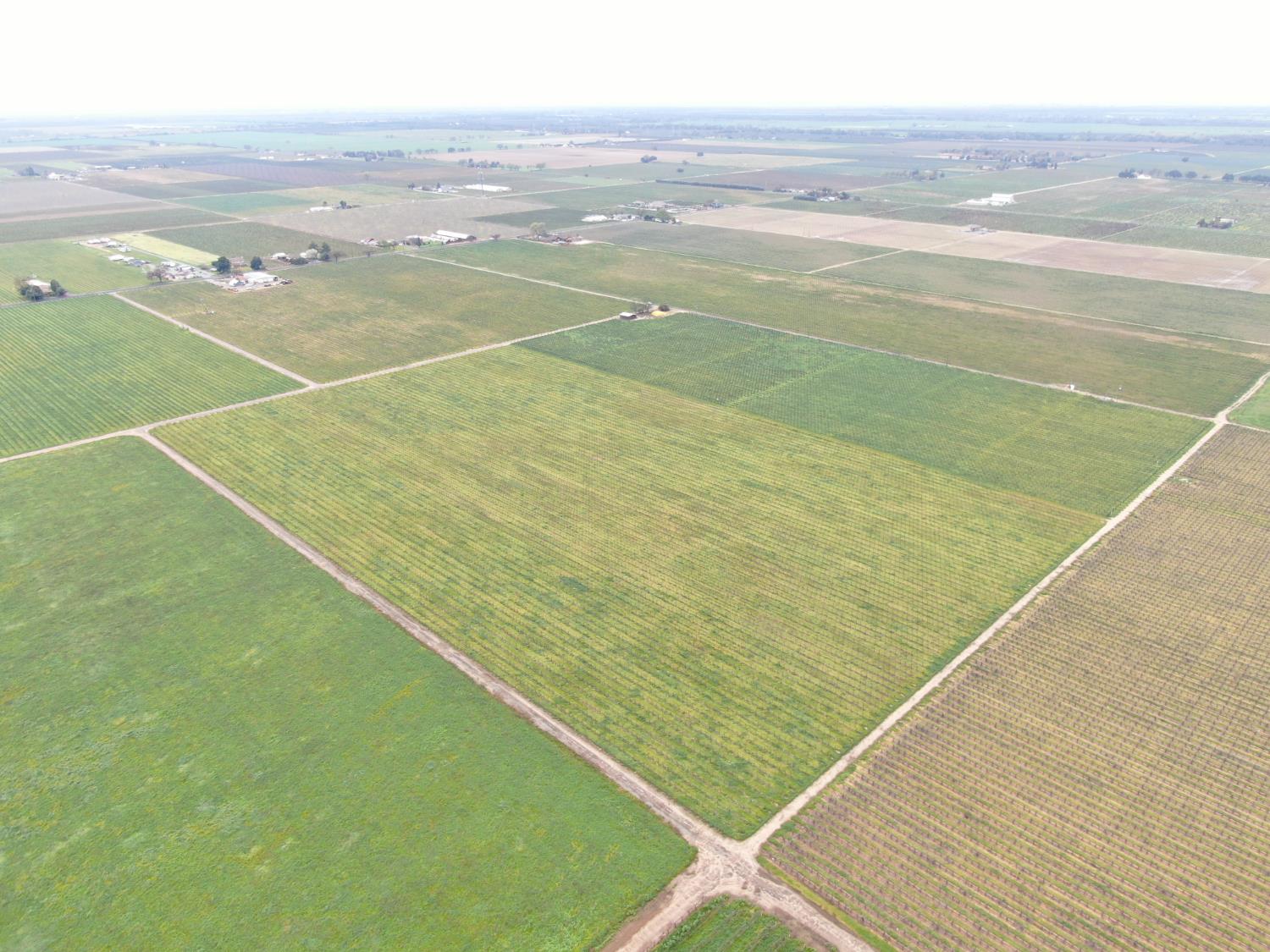 21610 N Devries Road