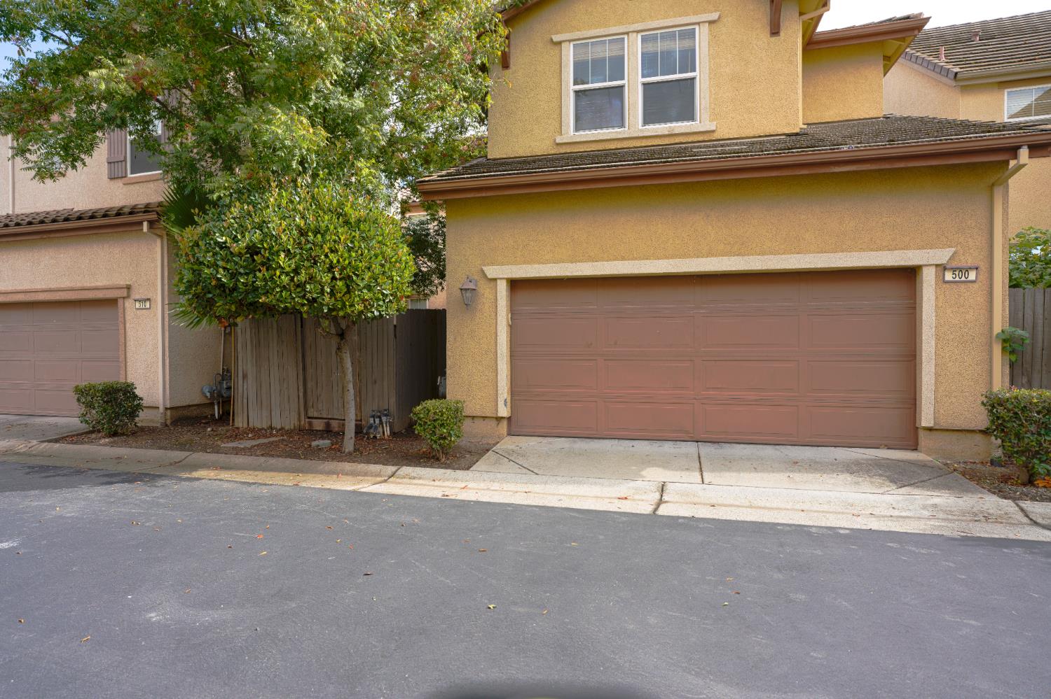 Sacramento, California 95835, United States, 3 Bedrooms Bedrooms, ,3 BathroomsBathrooms,Residential,Pending,233074