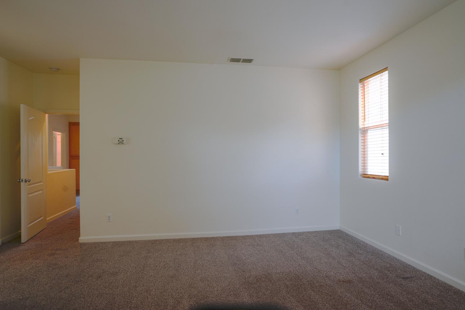 Sacramento, California 95835, United States, 3 Bedrooms Bedrooms, ,3 BathroomsBathrooms,Residential,Pending,233074