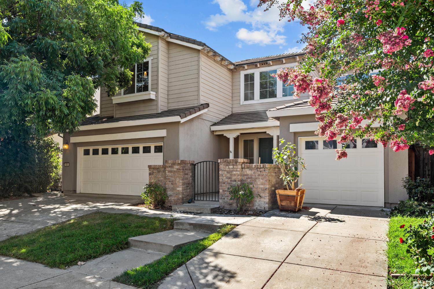 1551 Ainsworth Lane