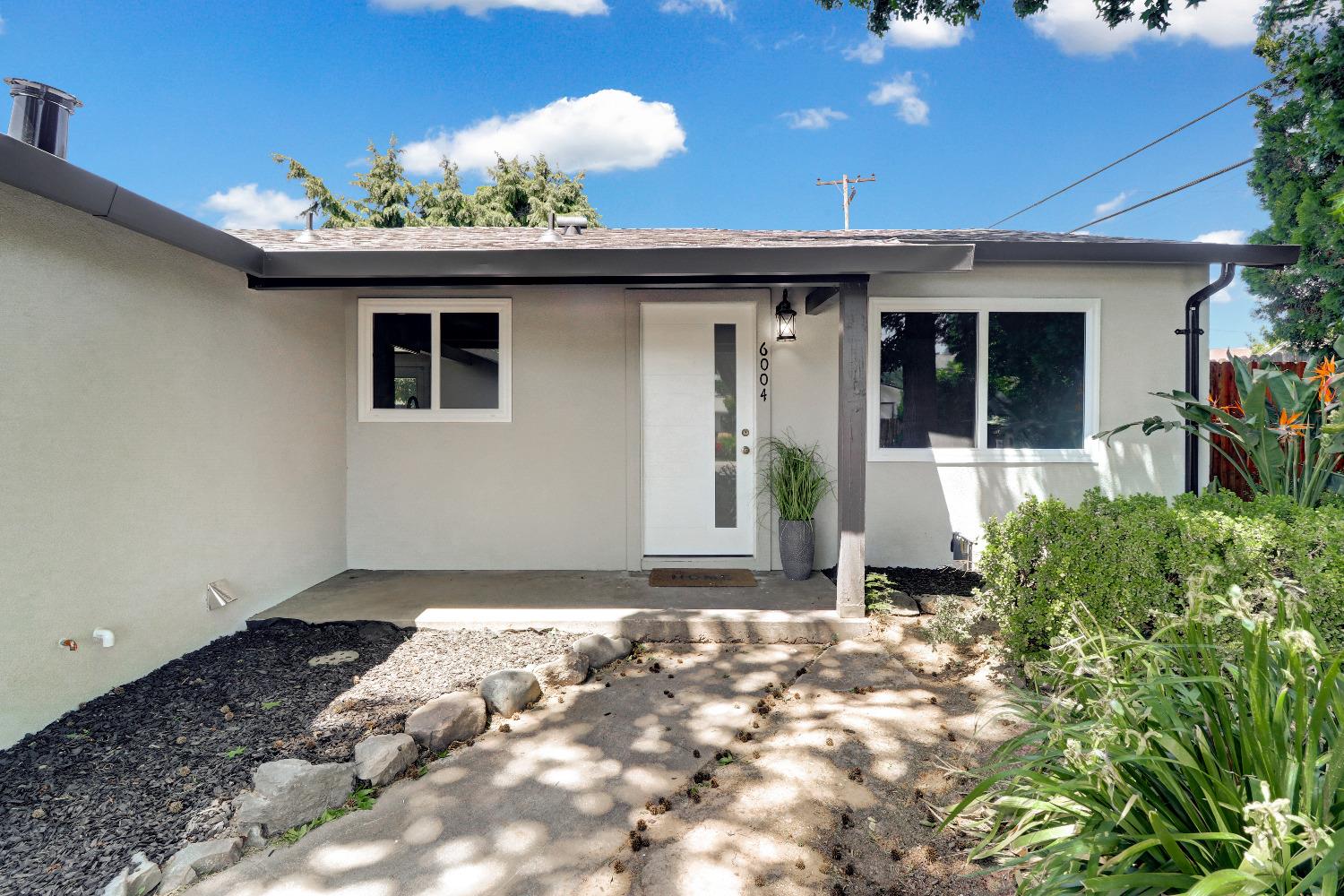 6004 Westbrook Drive