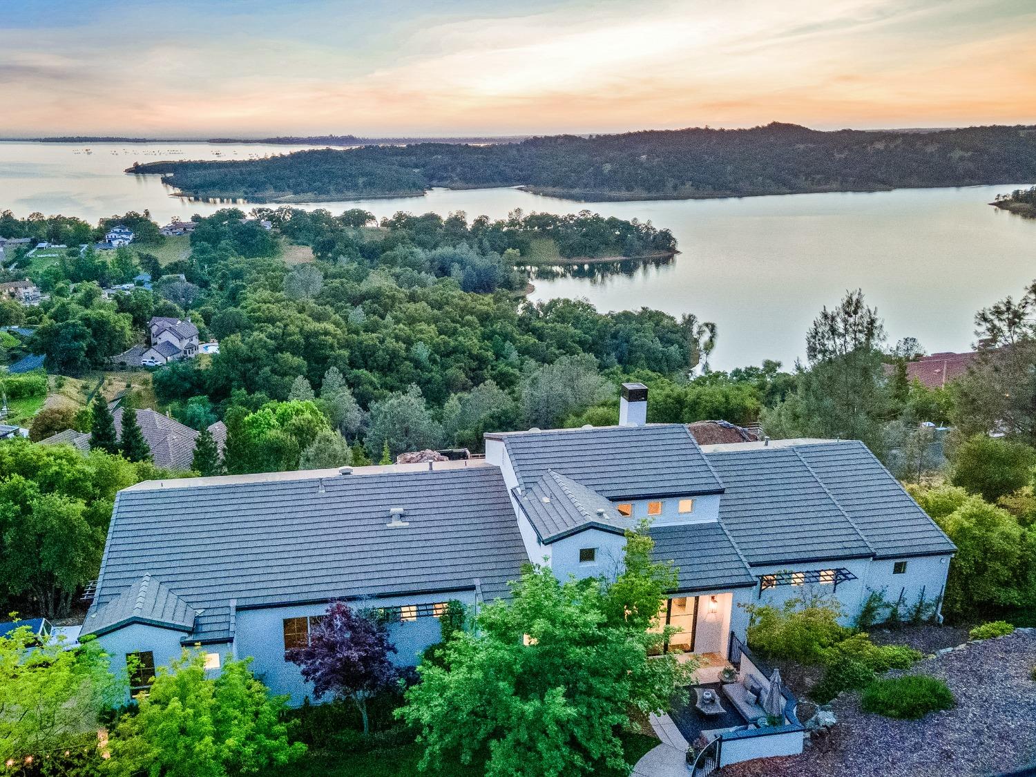 El Dorado Hills, California 95762, United States, 4 Bedrooms Bedrooms, ,4 BathroomsBathrooms,Residential,Active,187138