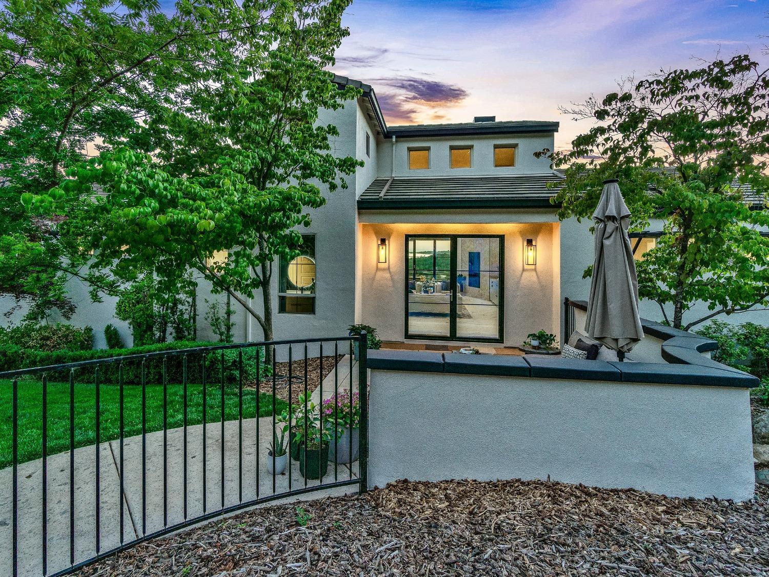 El Dorado Hills, California 95762, United States, 4 Bedrooms Bedrooms, ,4 BathroomsBathrooms,Residential,Active,187138