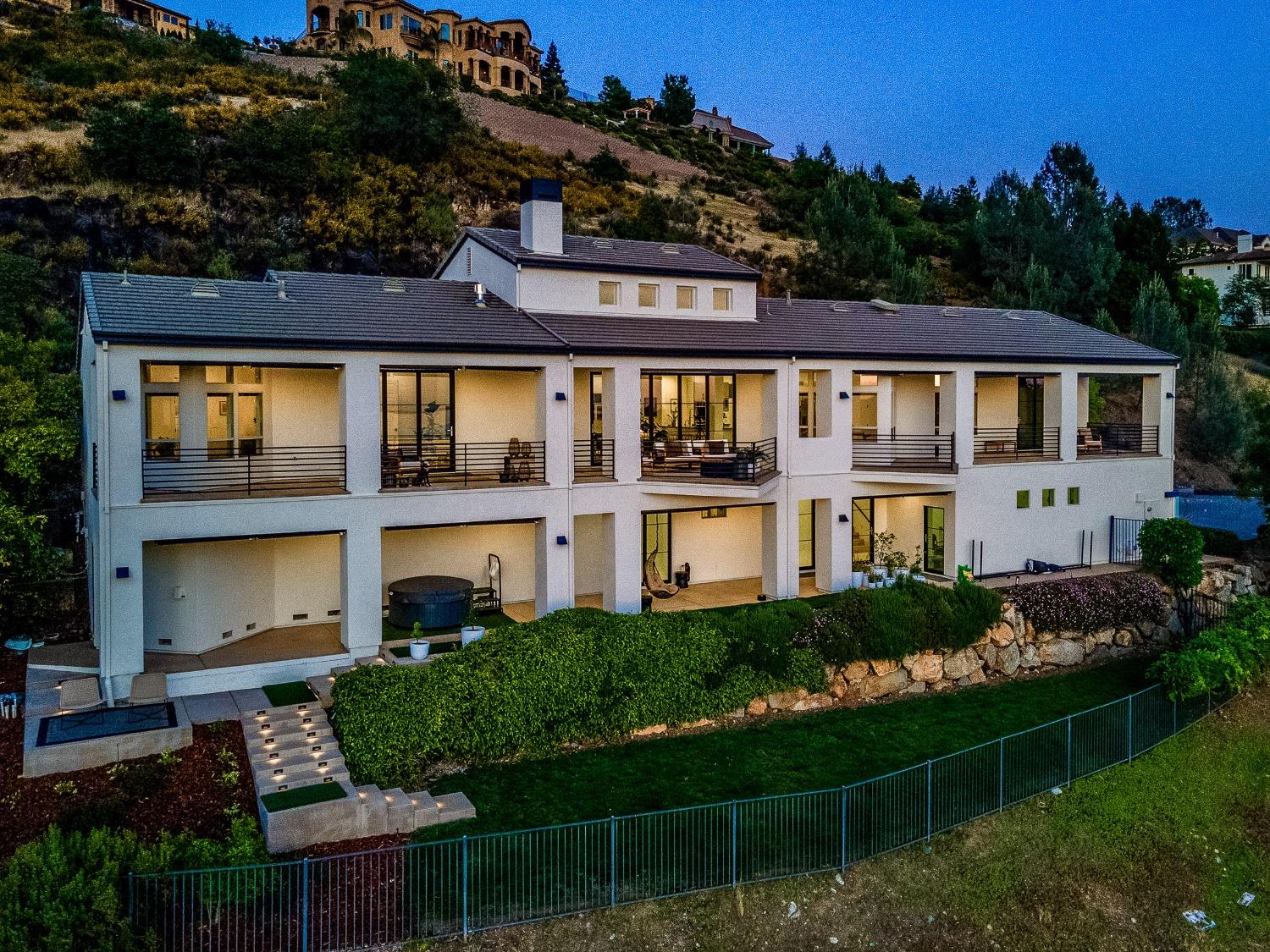 El Dorado Hills, California 95762, United States, 4 Bedrooms Bedrooms, ,4 BathroomsBathrooms,Residential,Active,187138