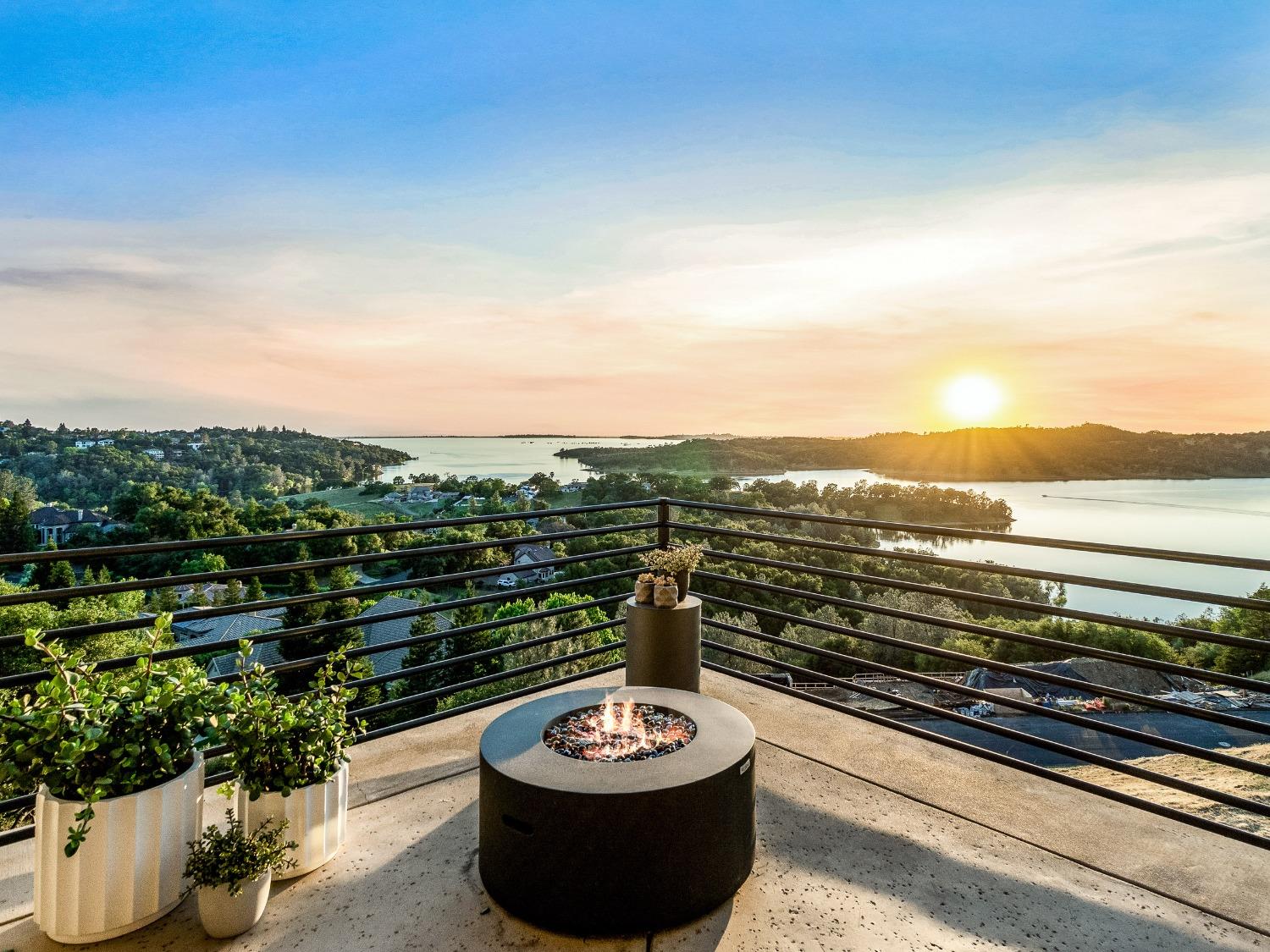 1184 Clearview Drive
