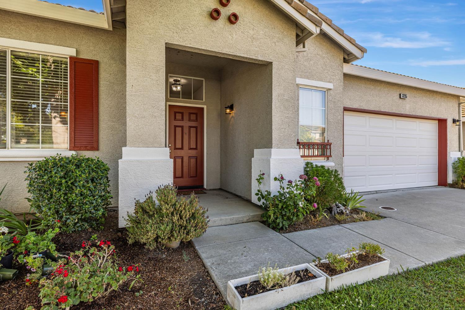 3235 Tacoma Narrows Street