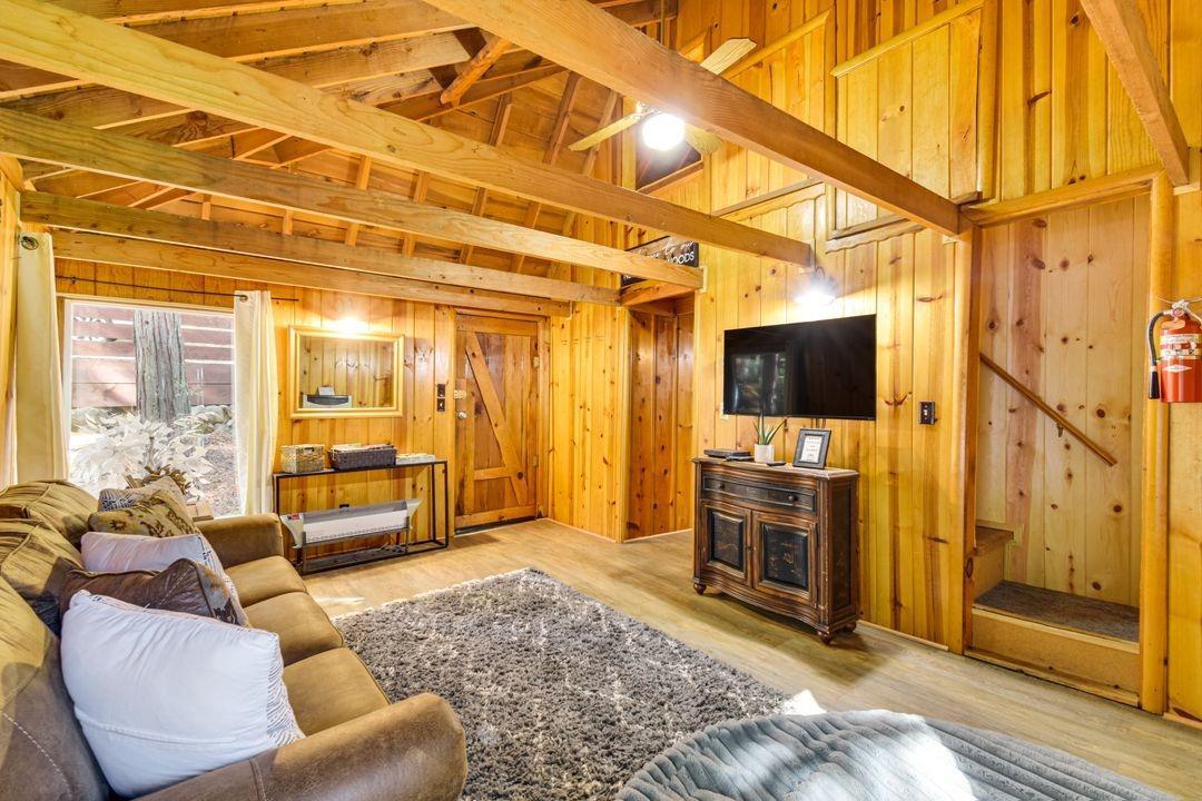 25747 Long Barn Sugar Pine Road