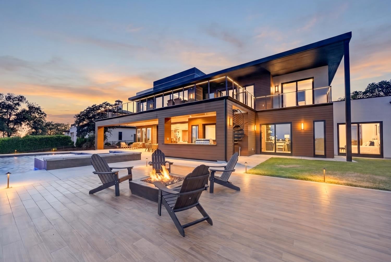 3516 Vista De Madera