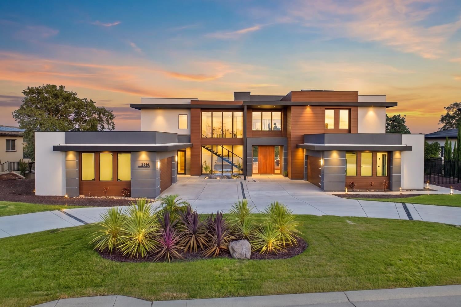 3516 Vista De Madera