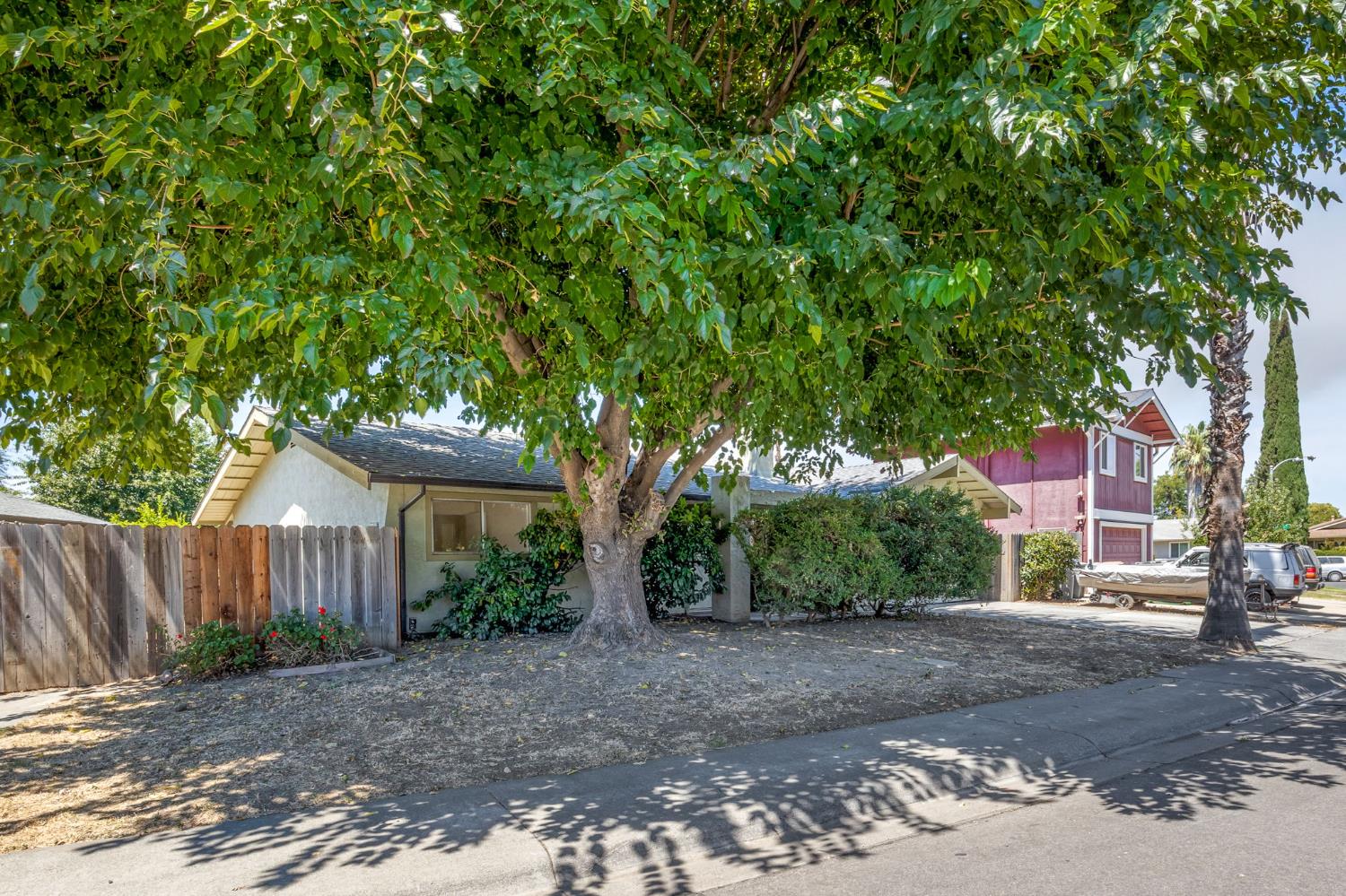 1389 Parkview Drive