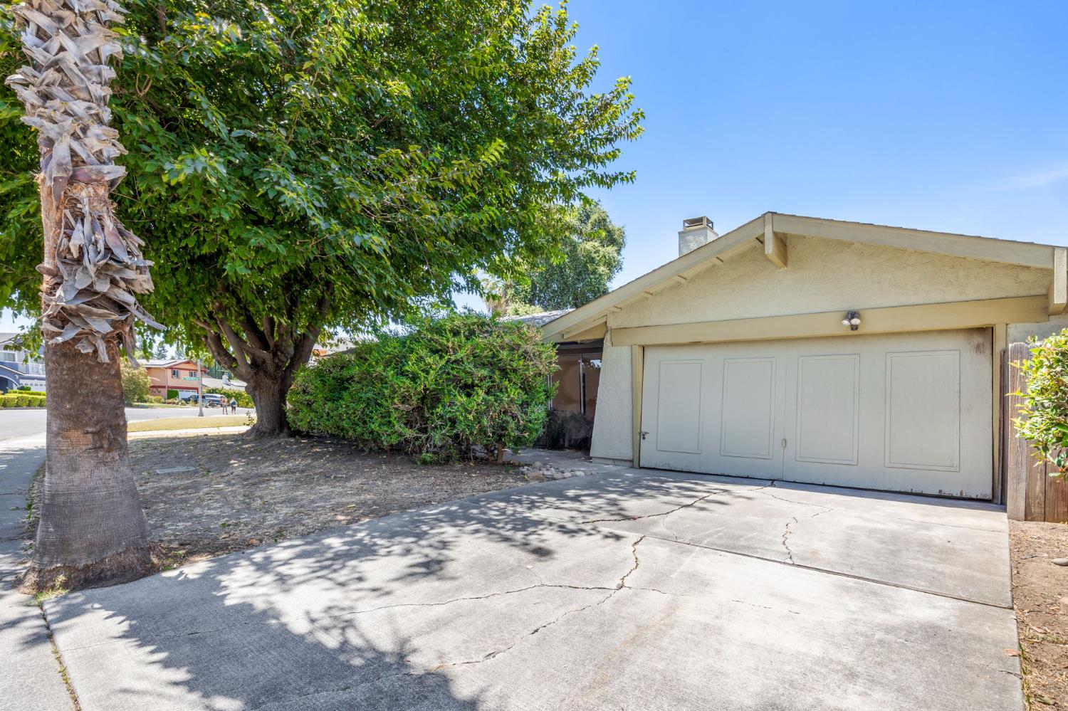 1389 Parkview Drive